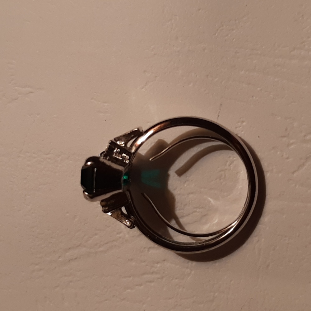 Fashion Ring - Picture 7 of 11